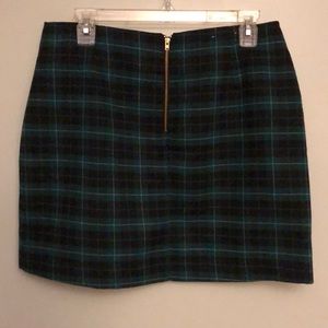 Old Navy Skirts - Green/black/white plaid Old Navy skirt Old Navy Skirts - Green/black/white plaid Old Navy skirt